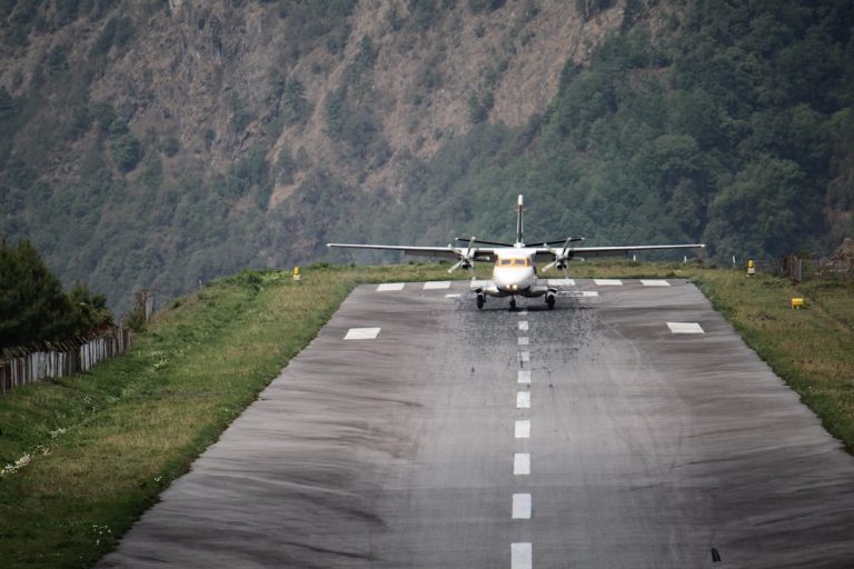 Photo Airplane runway